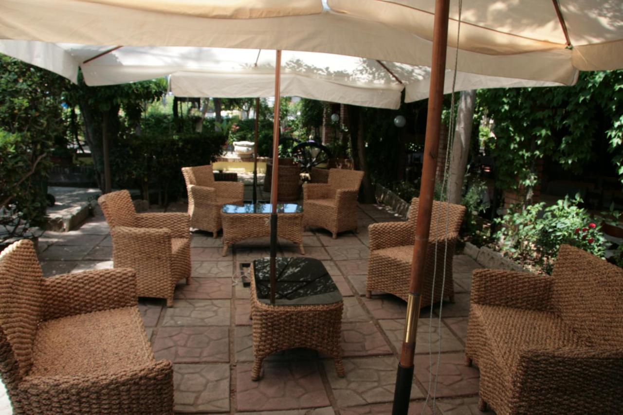 Hotel Ristorante Solari บรีอาติโก ภายนอก รูปภาพ